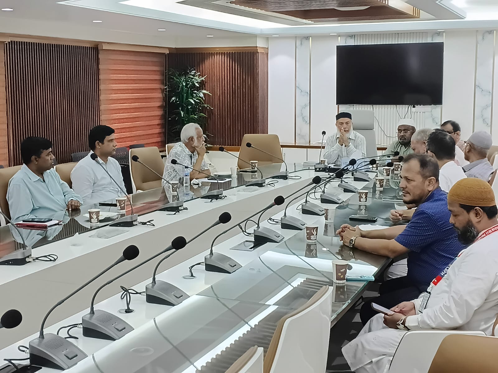 স্বাস্থ্য খাতের চ্যালেঞ্জ ও ভবিষ্যৎ পরিকল্পনা নিয়ে বেসরকারি হাসপাতাল মালিকদের আলোচনা।