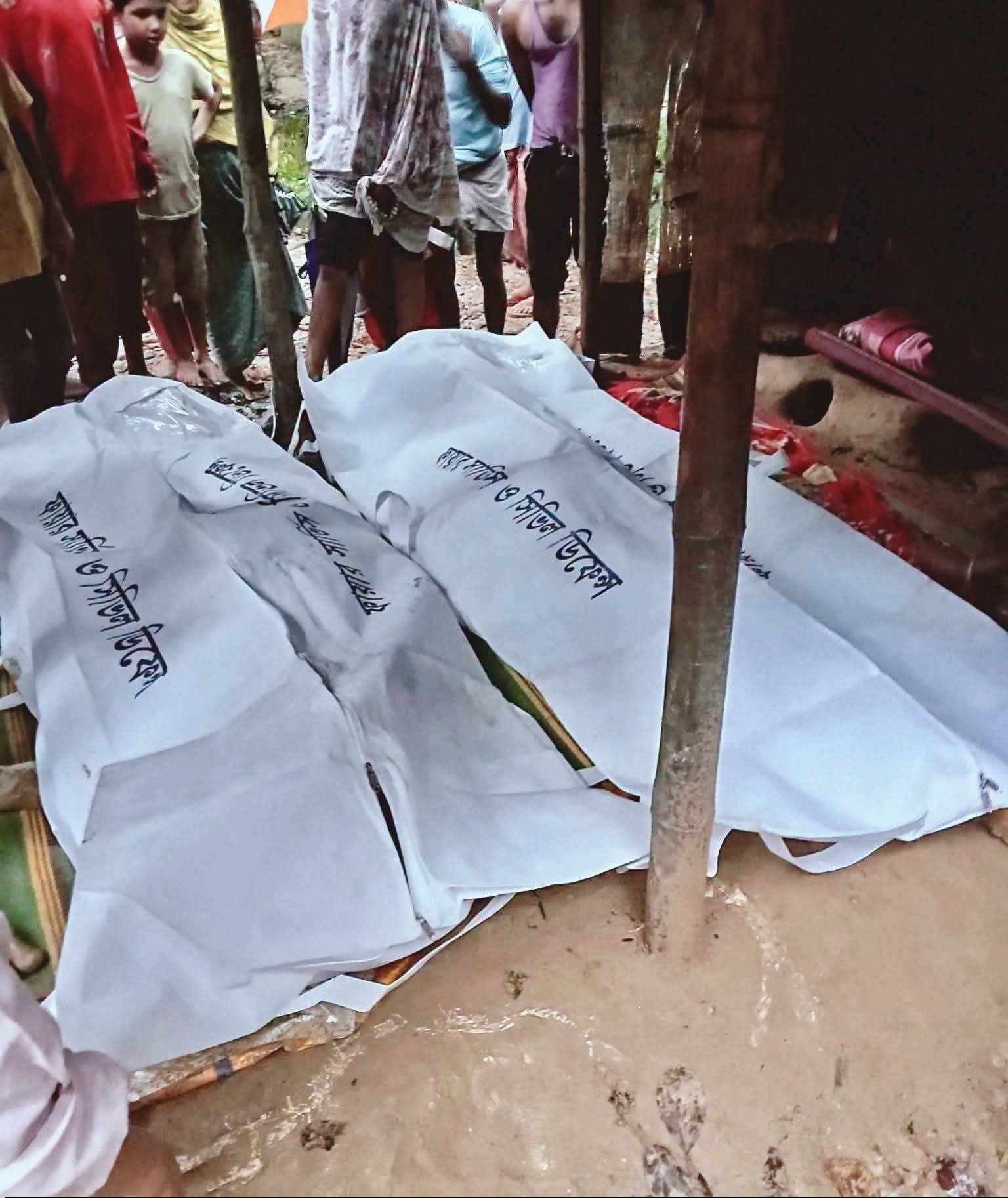 বান্দরবানের লামায় পাহাড় ধসে শিশুসহ ৫ জনের মৃত্যু।