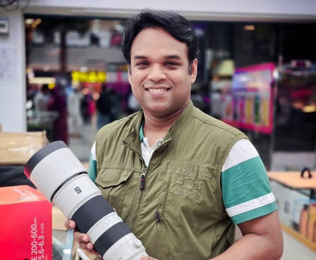 বান্দরবানে বন্যার মধ্যেও নিরবচ্ছিন্ন বিদ্যুৎ সেবা: প্রশংসায় ভাসছেন প্রকৌশলী আমির হোসেন ও তার টিম।