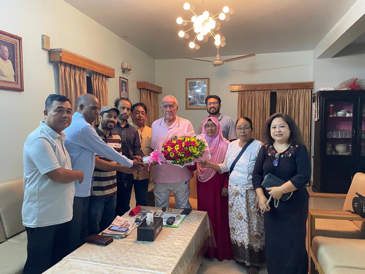 বাংলাদেশ রেড ক্রিসেন্ট সোসাইটি বান্দরবান জেলা ইউনিটের নতুন কমিটির এমপির সাথে সৌজন্য সাক্ষাৎ।